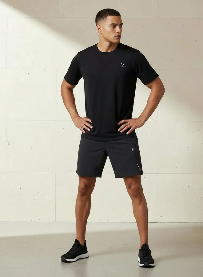 آكتف Men Performance Panelled Shorts